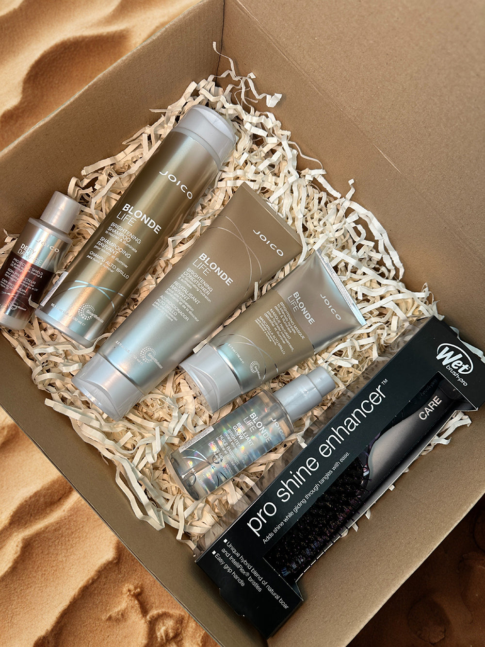 Box reparación cabello con mechas Joico Blonde Life + Cepillo Wet Brush de regalo