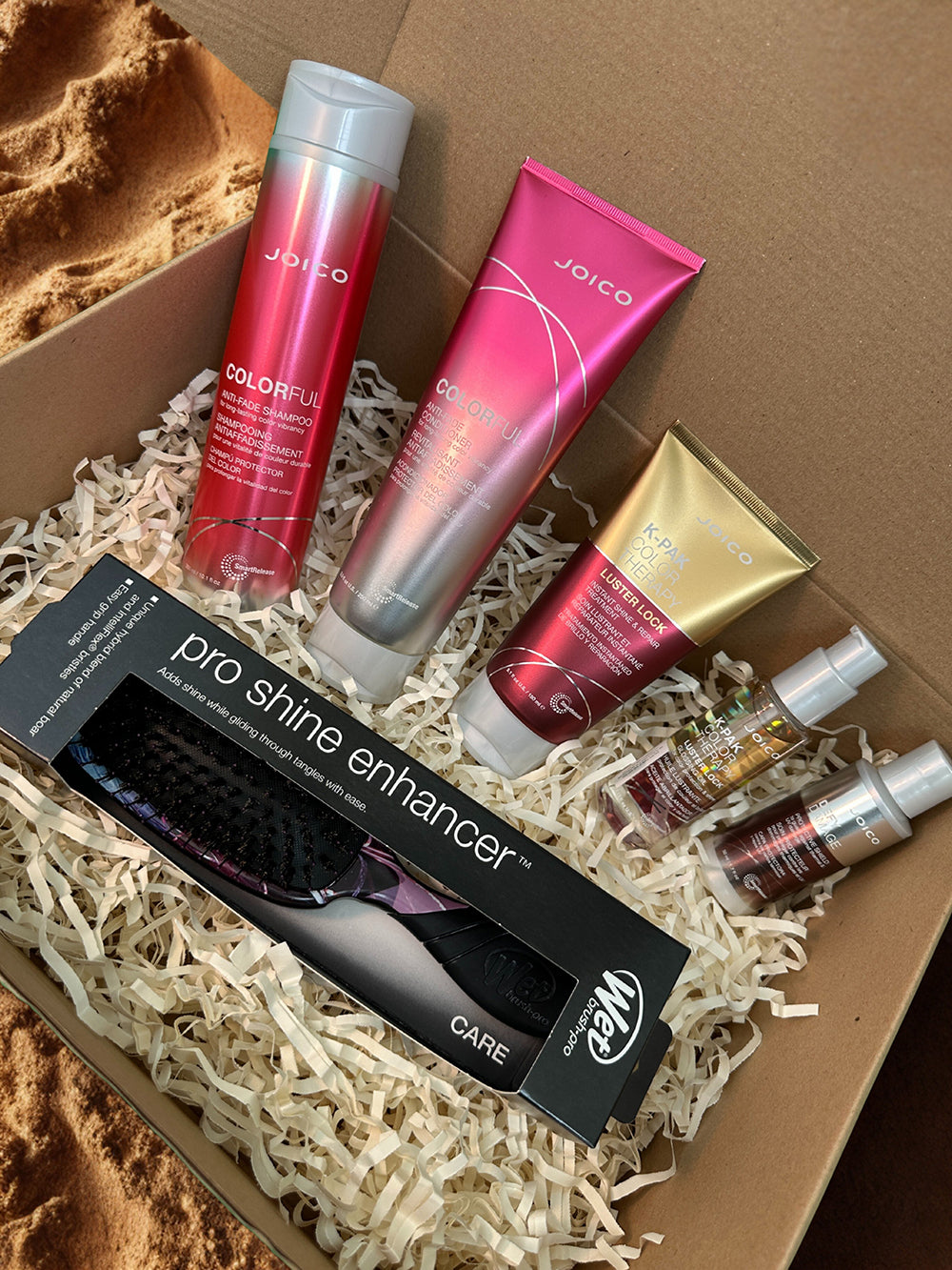Box cabello teñido  Joico Color Full + Cepillo Wet Brush de regalo