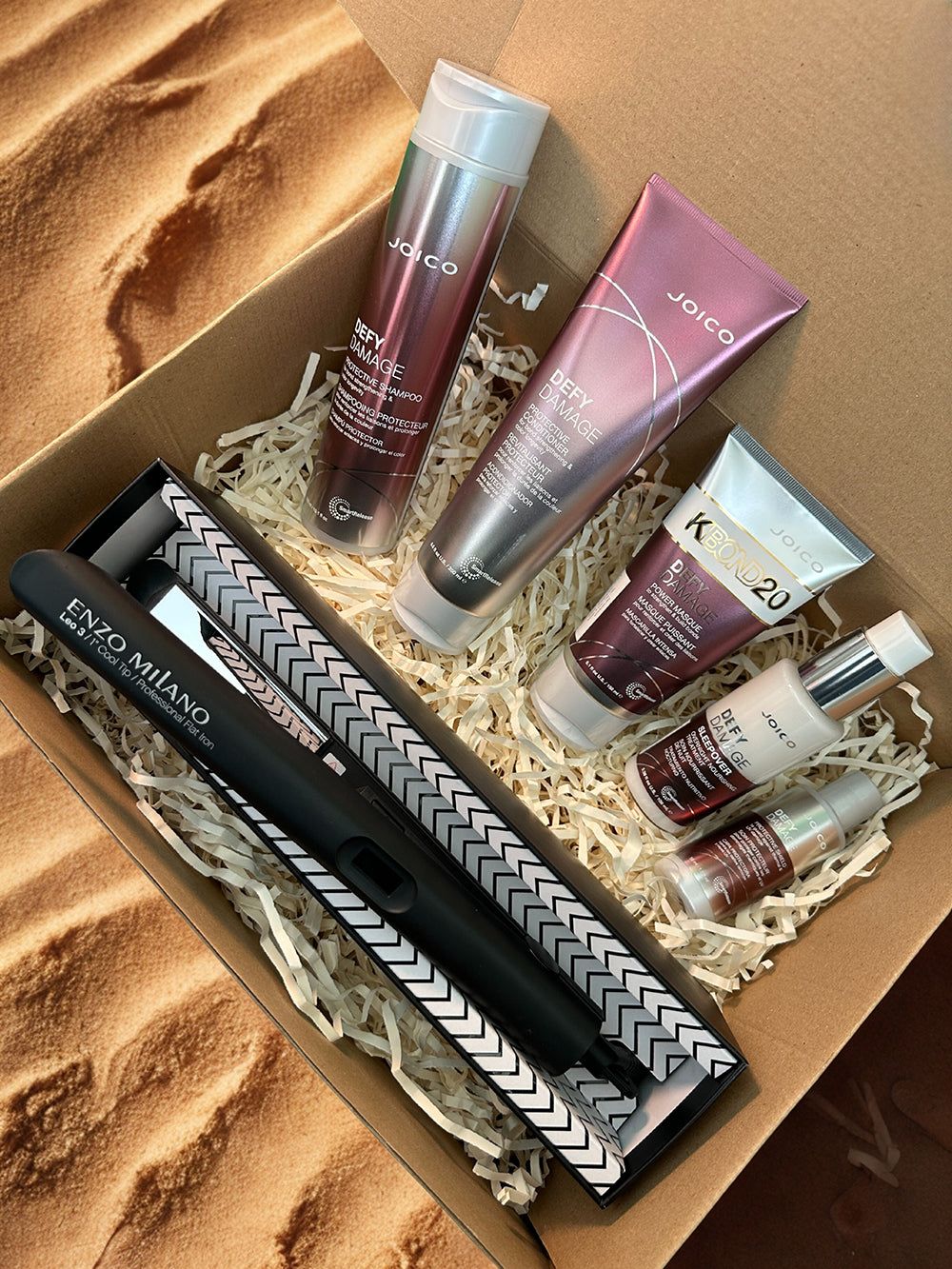 Box reparación intensiva Joico Defy Damage + Plancha Profesional de regalo