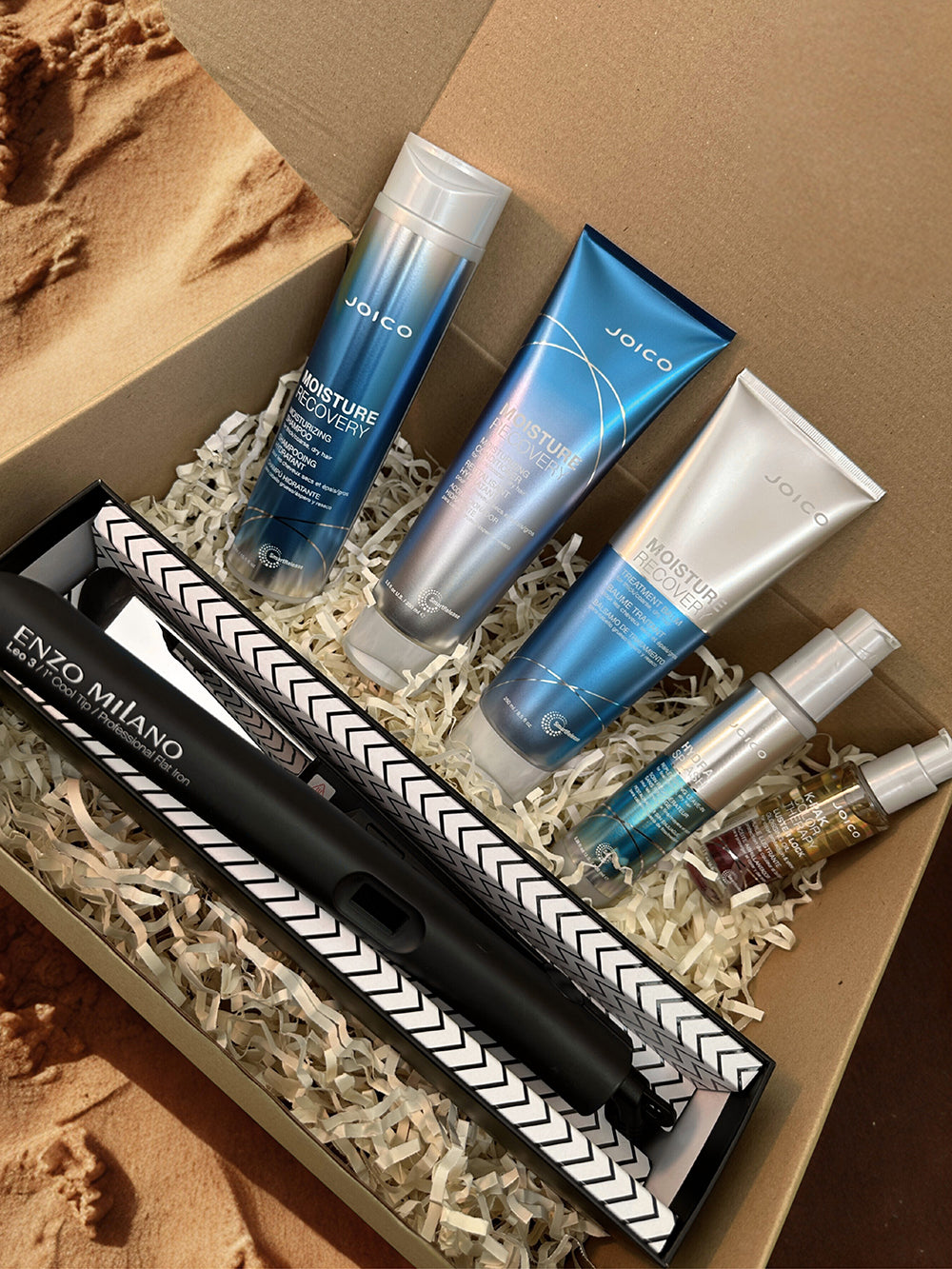 Box hidratación cabello grueso  Joico Moisture Recovery + Plancha Profesional de regalo